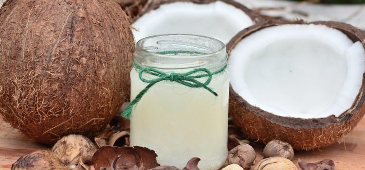 Huile de noix de coco bio bienfaits cheveux et peau - santé